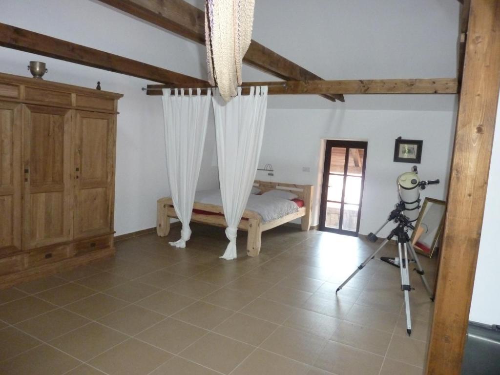Holubnik Statecnych Zen Kralovych Hotell Luže Rom bilde