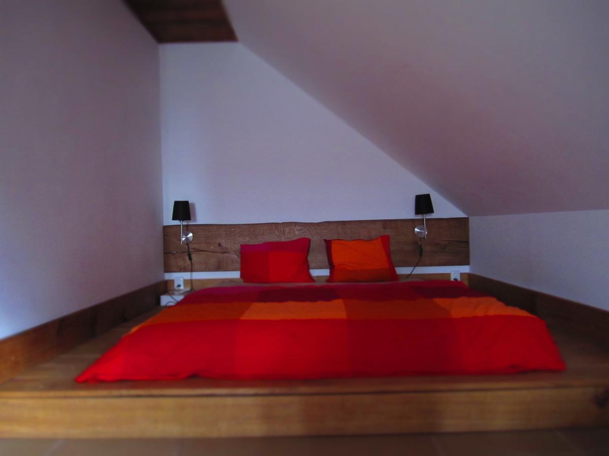 Holubnik Statecnych Zen Kralovych Hotell Luže Eksteriør bilde